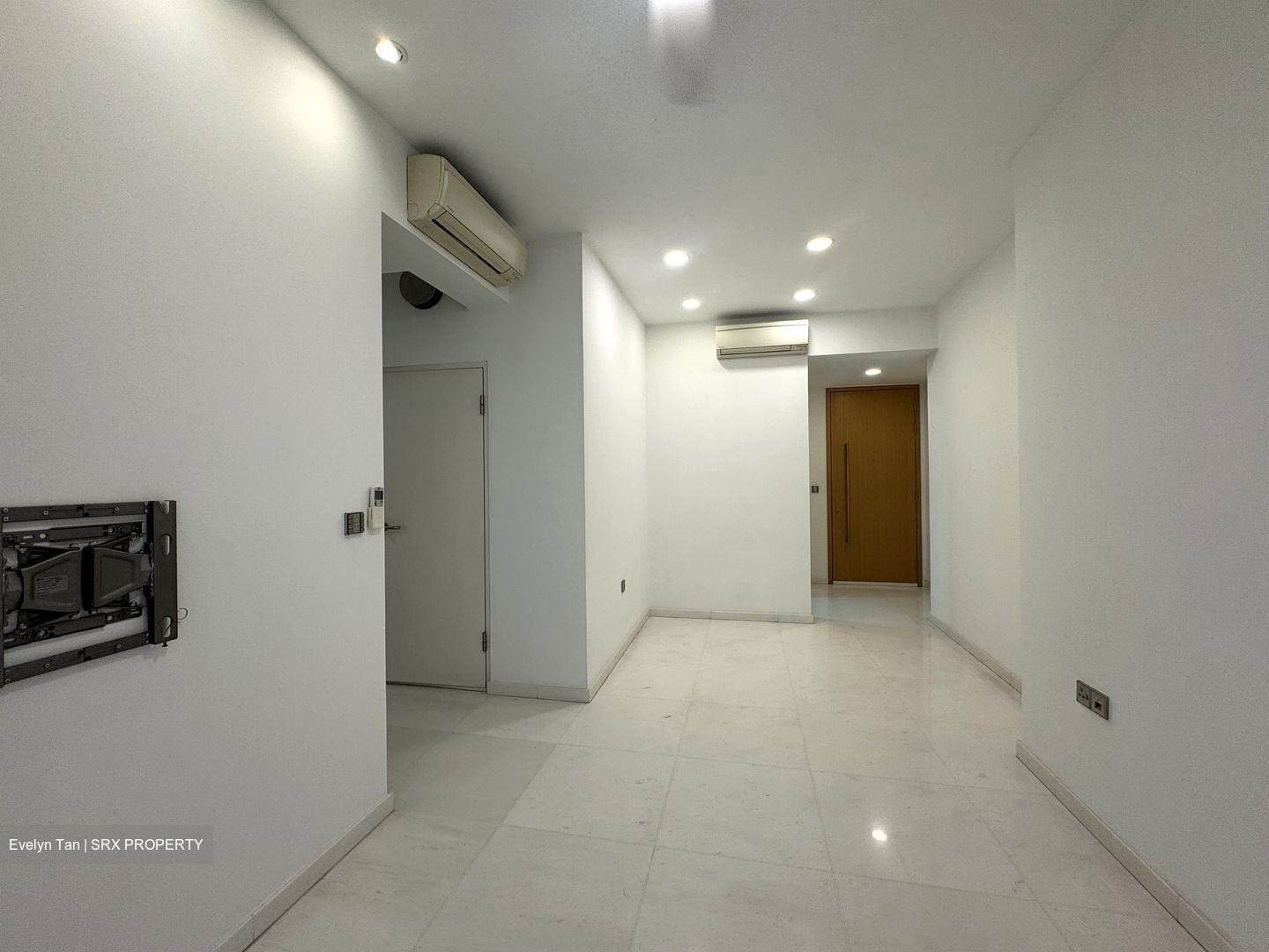 26 Newton (D11), Apartment #595769531